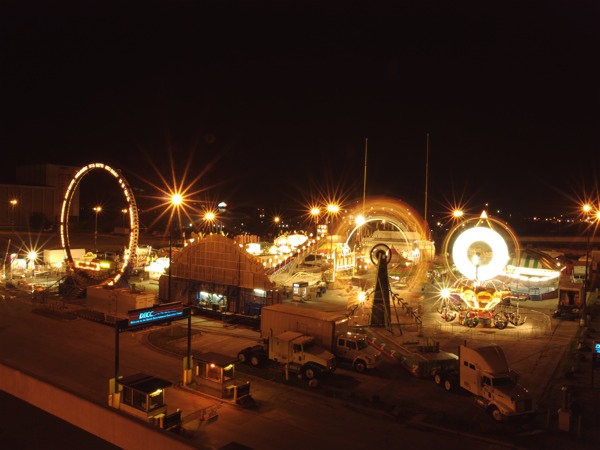 20060703_DuluthNightCarnival_046.jpgw600h450
